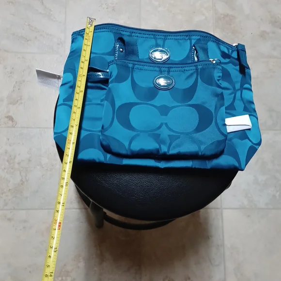 Coach handbag - Picture 9 of 11